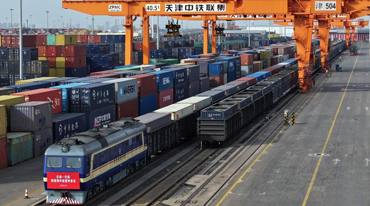 天津至阿塞拜疆巴库跨里海中亚班列首发