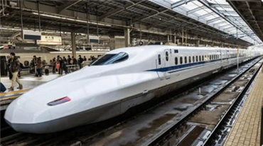 春运首日 全社会跨区域流动量超1.8亿人次