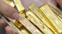 扫“垃圾”扫出200万黄金！