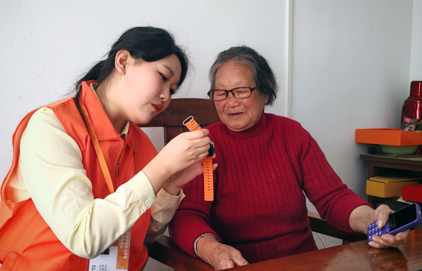 新春走基层丨年味里的青春：&ldquo;护苗&rdquo;成长 &ldquo;助农&rdquo;增收