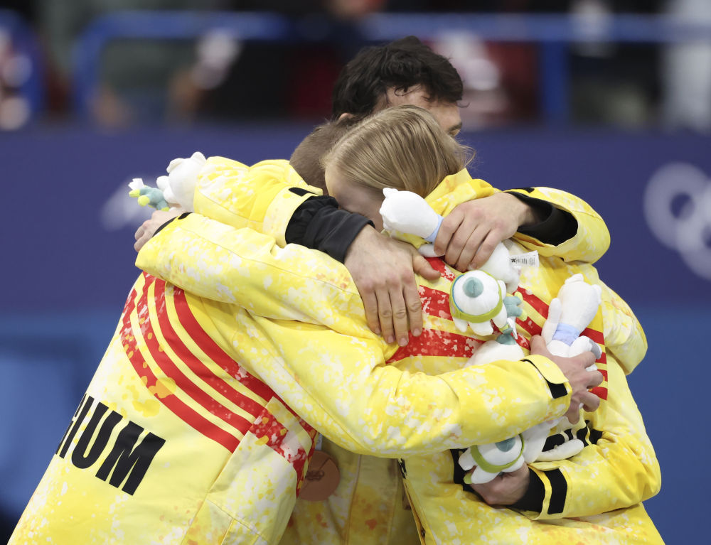 冬奥会 | 冰雪之上，万千瞬间皆为告白