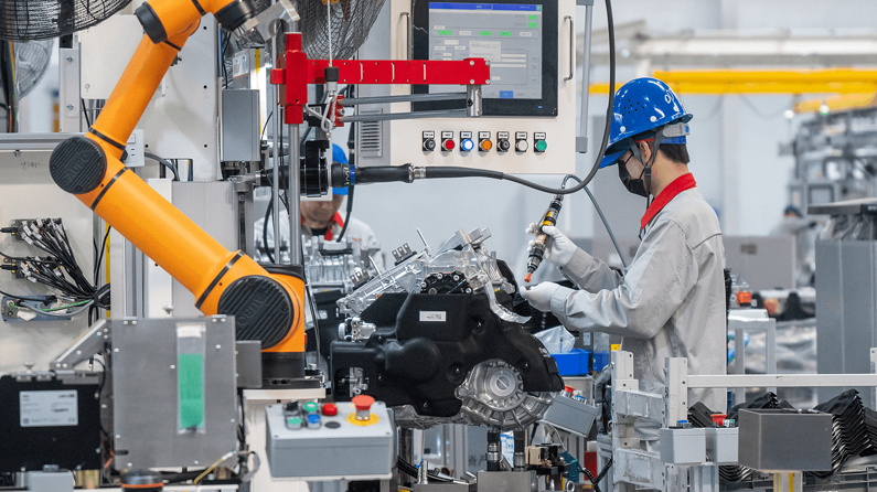 2025年中国经济稳中有进向新向优