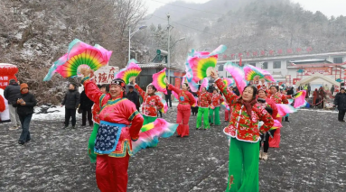 近200年历史的“敛巧饭”民俗文化活动，在怀柔区举行