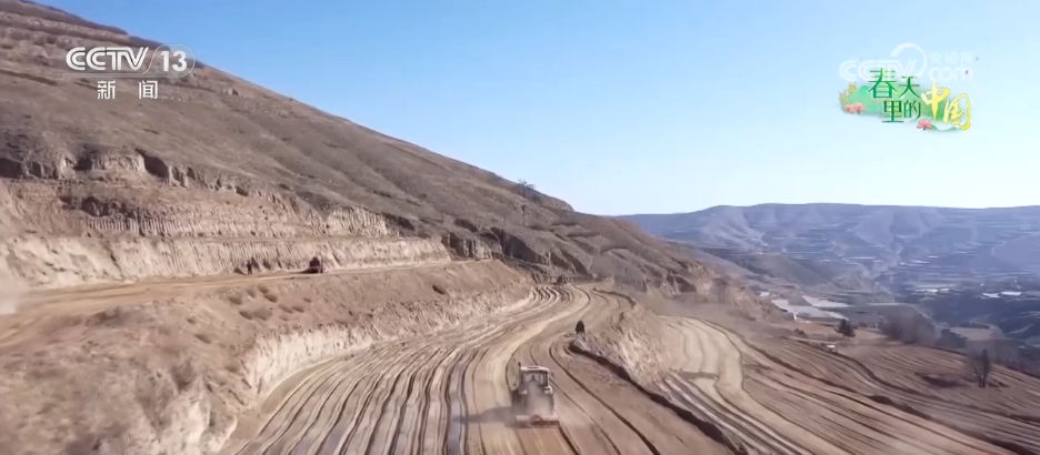 向科技要产能跑好春耕“第一棒”智慧农业为夯实夏粮生产基础赢得主动