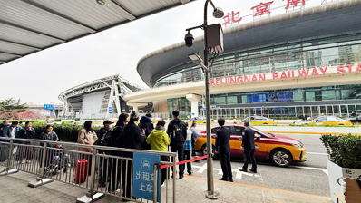 南站南枢纽出租车调度站投用 原P3停车场停用