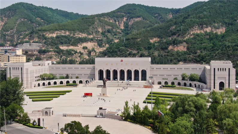 中国之城|延安：三山鼎峙两水交融的革命圣地