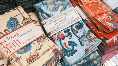 这些文创产品受到外国朋友喜爱