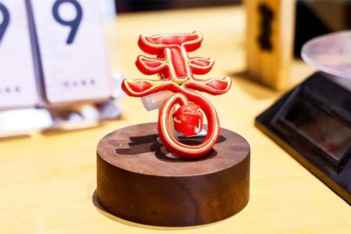 图为大同结艺作品。
