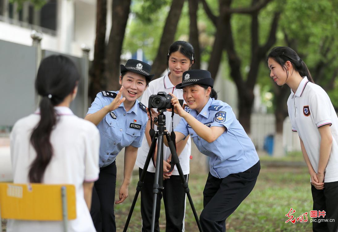 【聚焦高考 逐梦今夏】暖心护航，托举学子奋力追梦