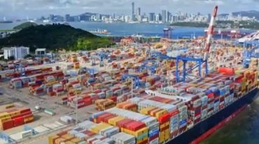 我国自贸试验区持续提升对外开放水平
