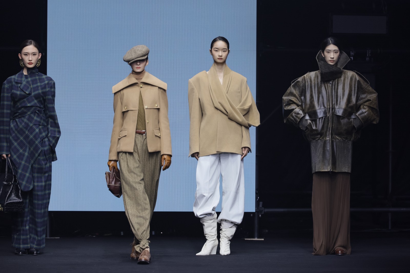 1785741275296869.jpg