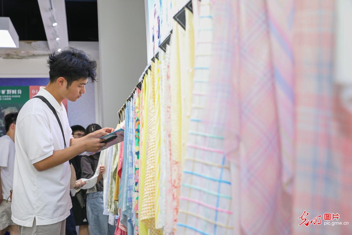 青年学子在一线：锤炼专业本领，服务地方发展