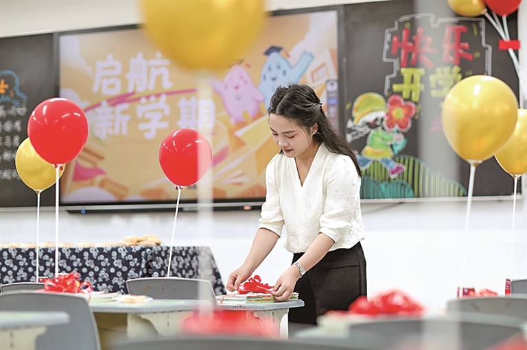 他们，用岁月守护琅琅书声&mdash;&mdash;第42个教师节特别报道