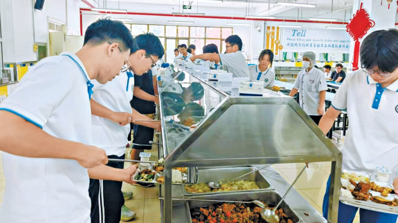 承包经营食堂转为新型自营食堂 北京中小学生尽享好“食”光