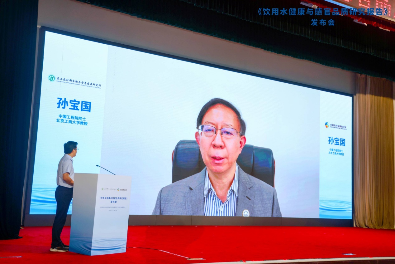 报告显示：72%成年人饮水不足，健康好水有三大特征