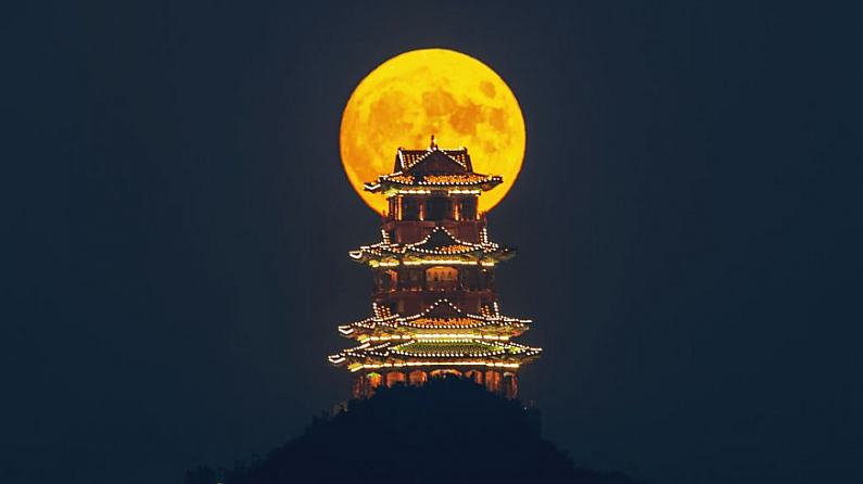 十五的月亮十七圆，今年的中秋月怎么赏拍？