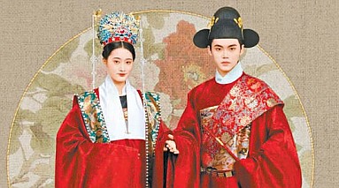 婚服“色”转