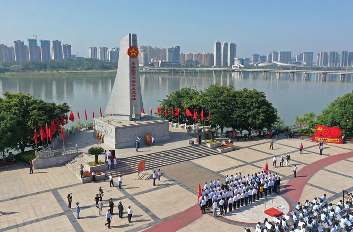 【红星照耀中国】微视频丨秋风今又是，红土赣南&ldquo;换了人间&rdquo;