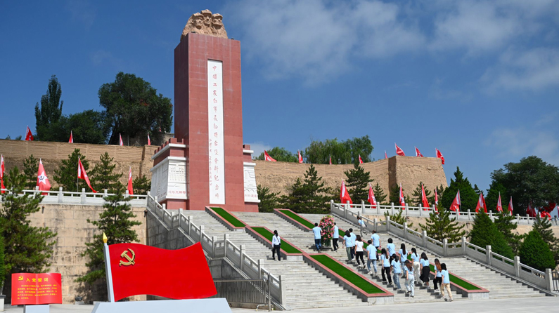 这条“红飘带”，舞出壮丽新风景